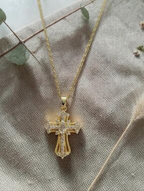 Gold Cross Pendant Necklace with Sparkling Accent - Women Jewelry